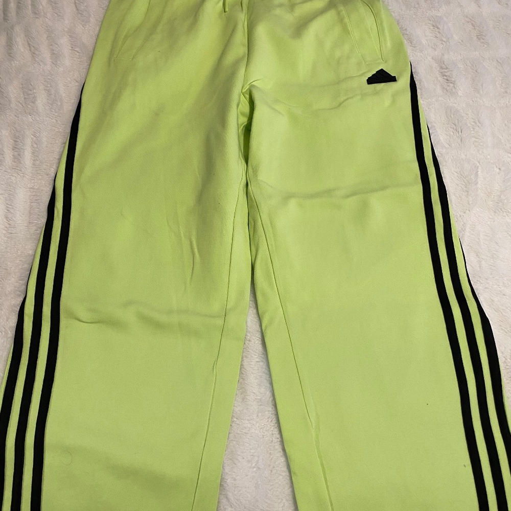 Adidas crop pants